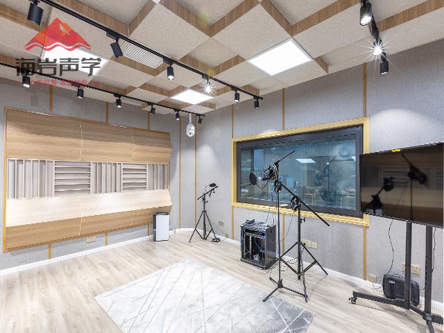 重慶人文科技學(xué)院錄音棚建筑聲學(xué)改造